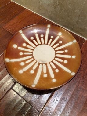 Rolando Paz Chulucanas Peru Pottery  Pedestal Cake Plate Stand.  Signed.